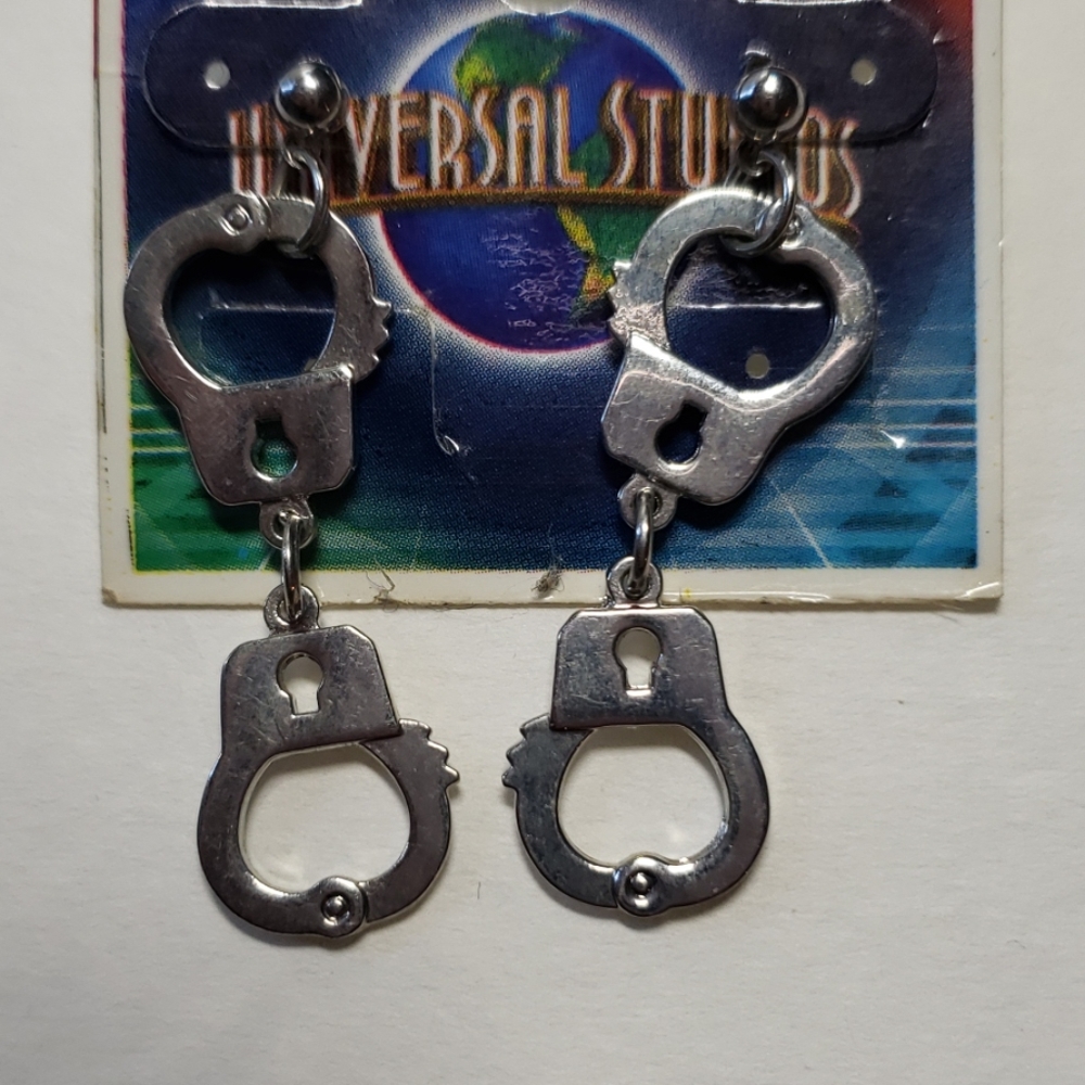 Handcuff earrings - Picture 2 of 3